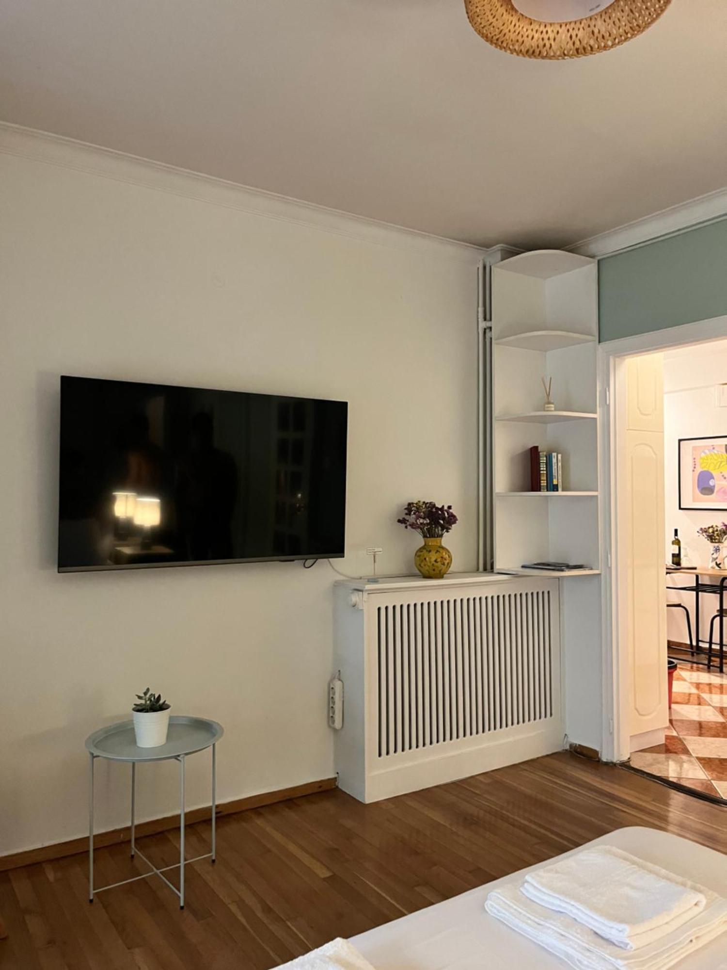 Quiet Apartment With Garden View In Kolonaki Athena Bagian luar foto